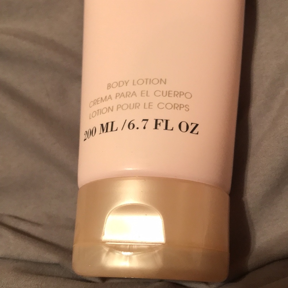 AVON PRIMA - Picture 2 of 2